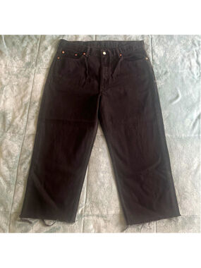 Levi’s Men’s Black Denim Baggy Jeans 5-Pocket Button Zip (cut at the bottom)